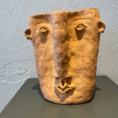 Daria Davydova - Silent Talks -  Large Vase with Earrings