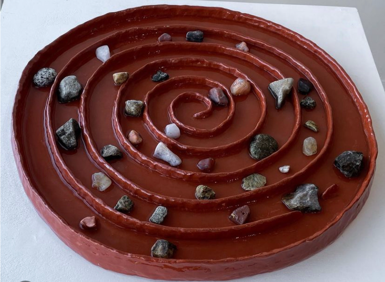 In Reverence to the Feminine : Tracy Ren | River Rocks Ripple