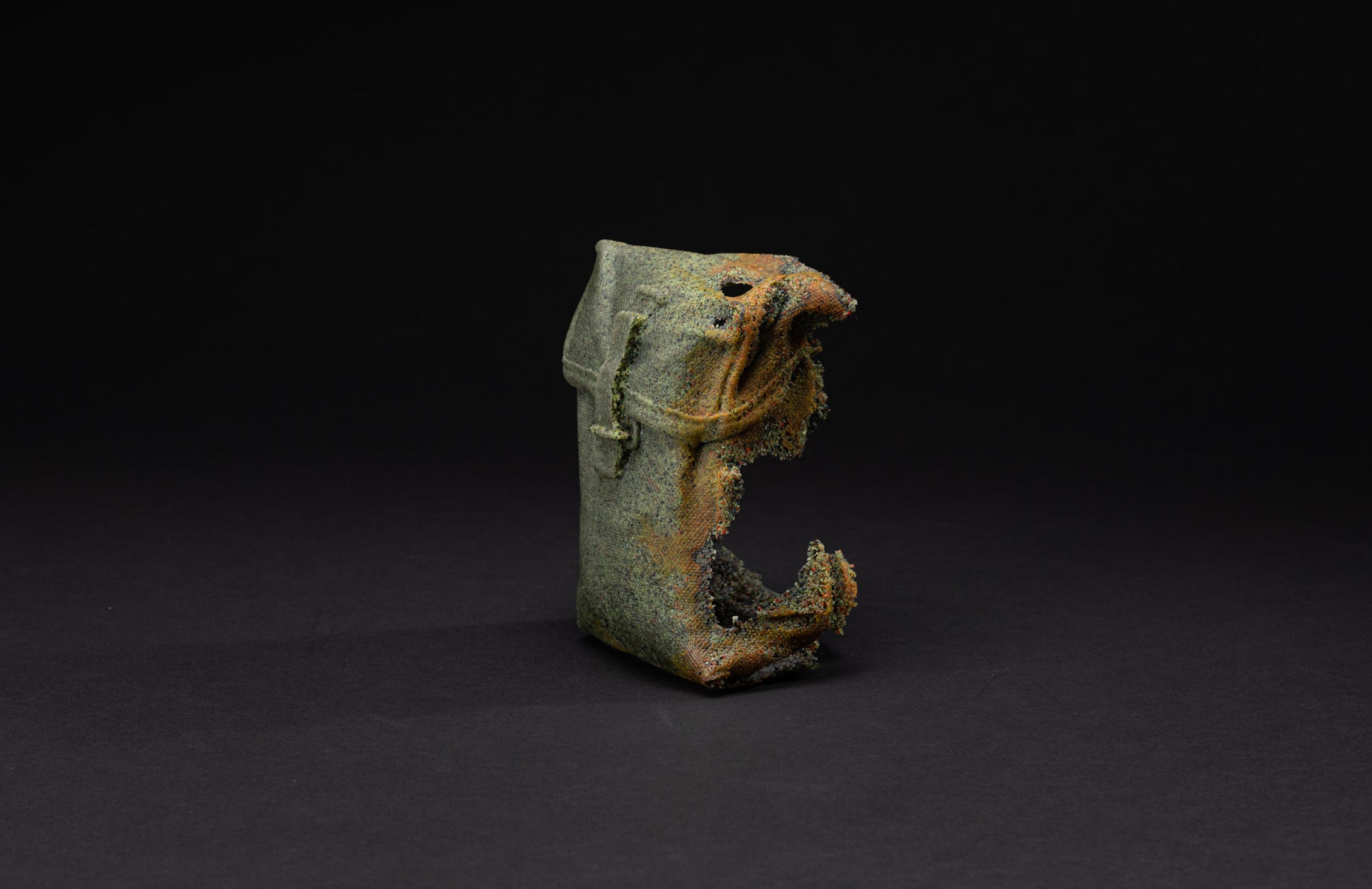 Particles-Geoffrey Bowton: Pouch