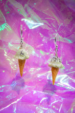 Carolyn Tillie: Earring, Small food