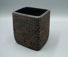 Ofra Fisher :  Black Sgraffito Planter Diamond
