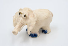 Sue Levin: Elephant-Sm