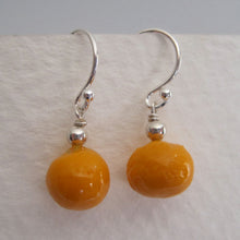 Carolyn Tillie: Earring, Small food