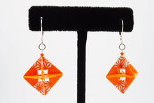 Rosalind Diaz: Earring, complex w/lever back