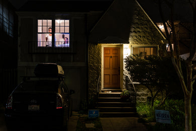 Thriving in Place: Neo Serafimidis - The Sheltering Night #15