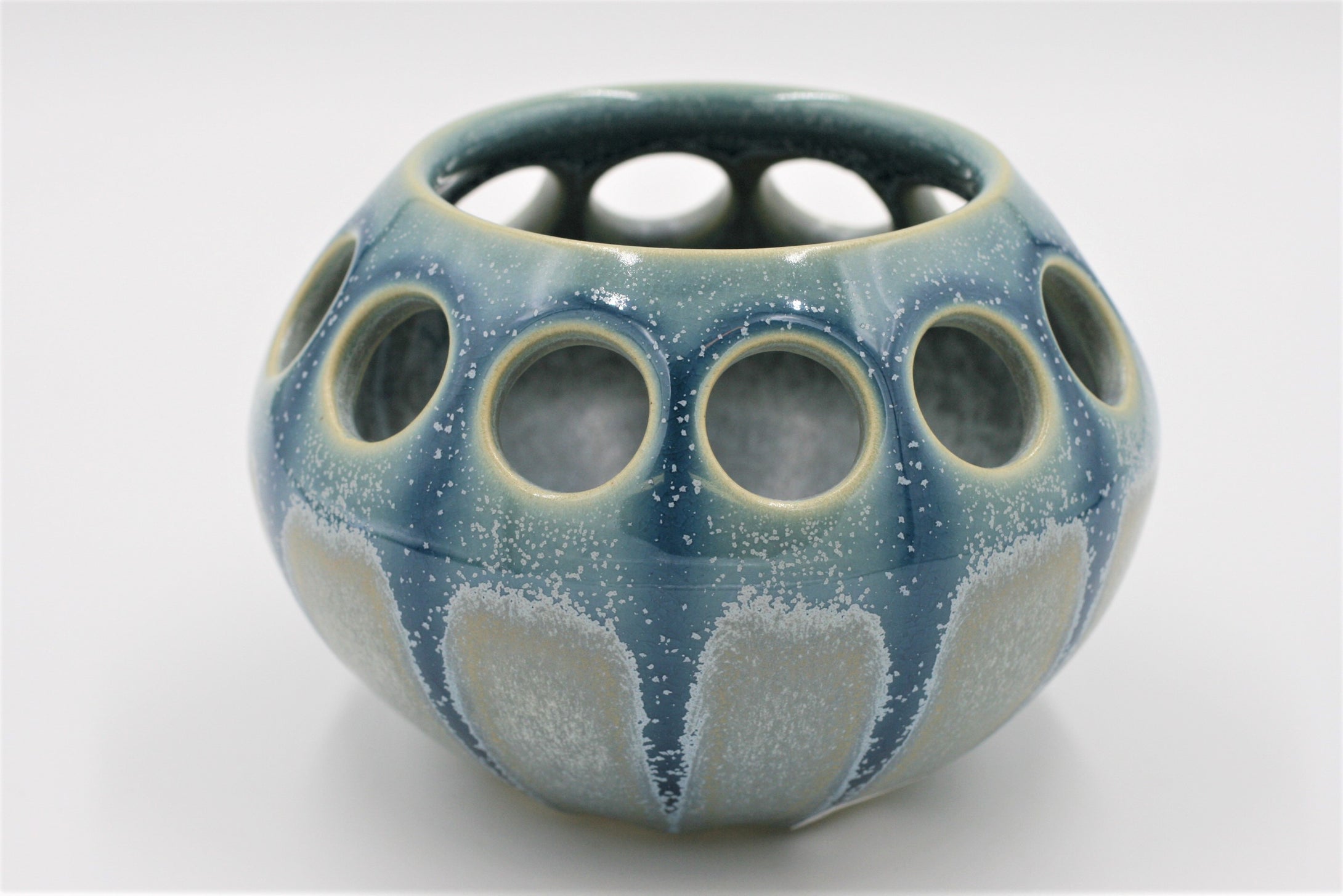 Lynne Meade: Candle Holder