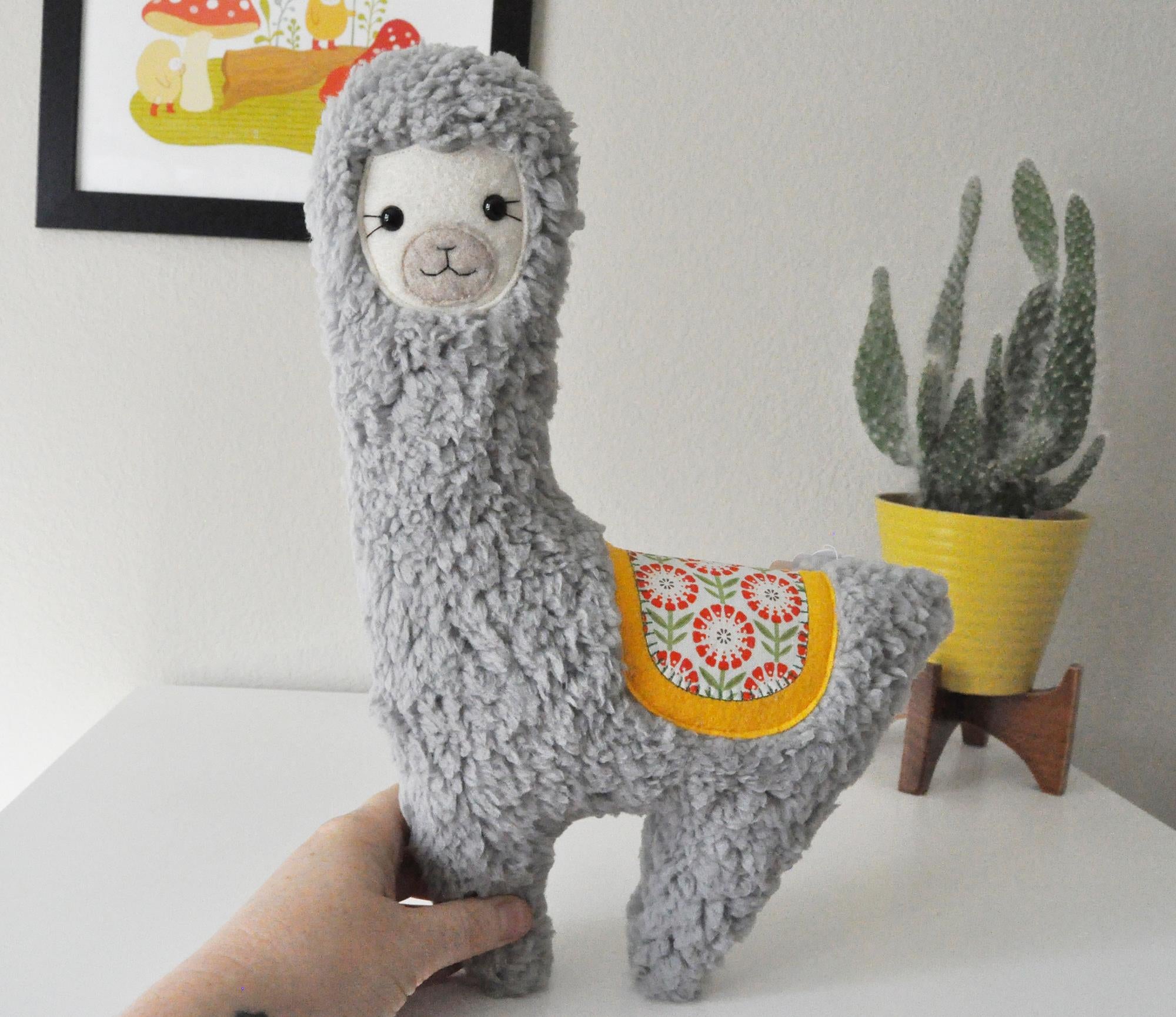 Gina Barnes: Llama Stuffy