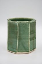 Jan Schachter: Green Vase