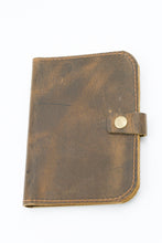 North & East Leather: Passport Wallet