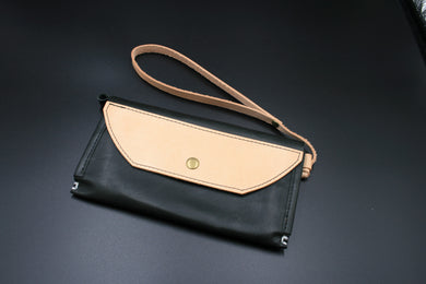 North & East Leather: Bailey Clutch Wallet