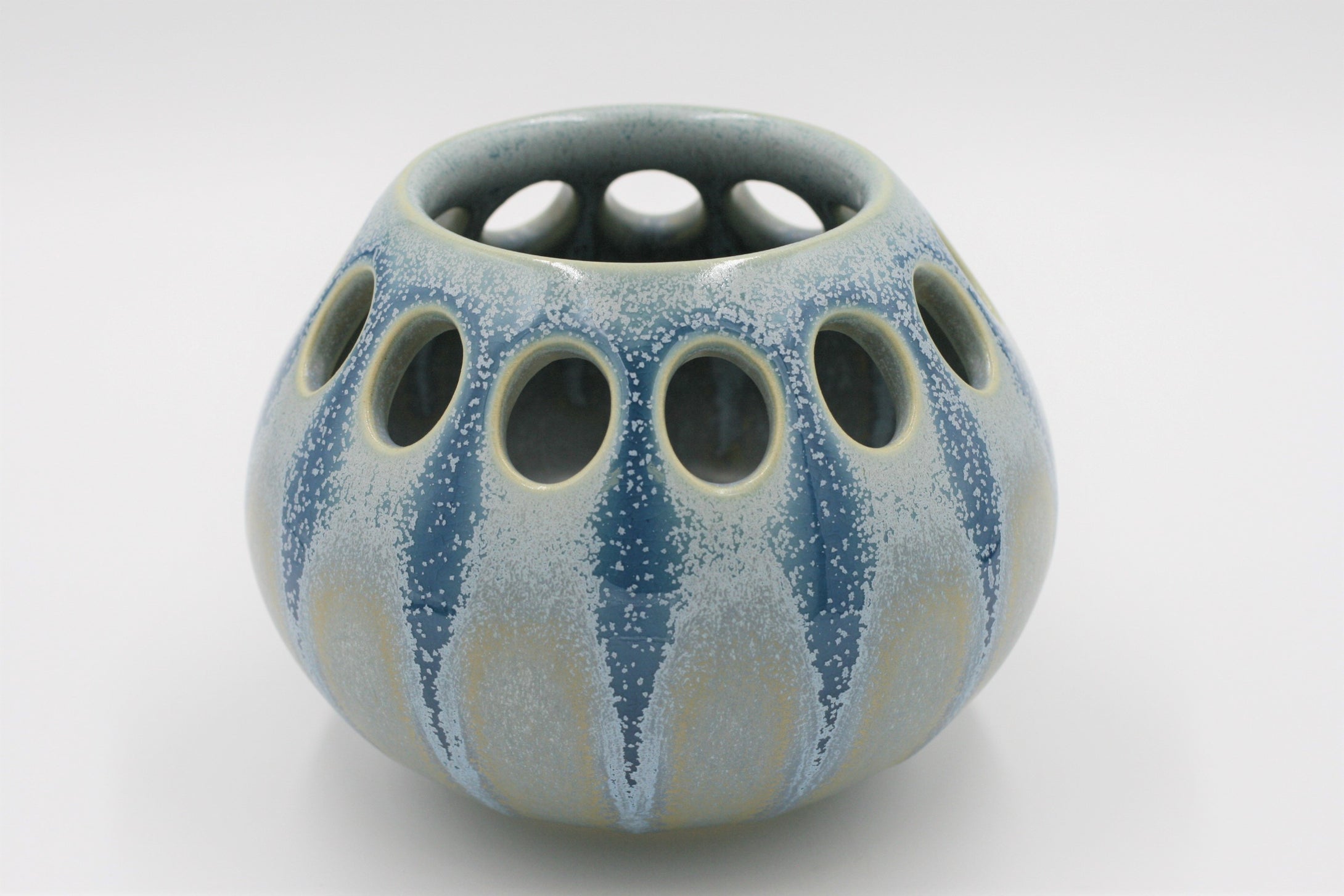 Lynne Meade: Candle Holder